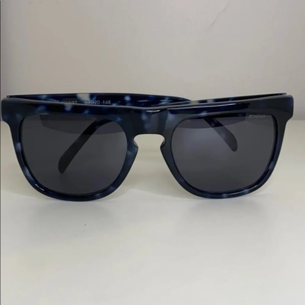 Komono Sunglasses Bennet Indigo Demi